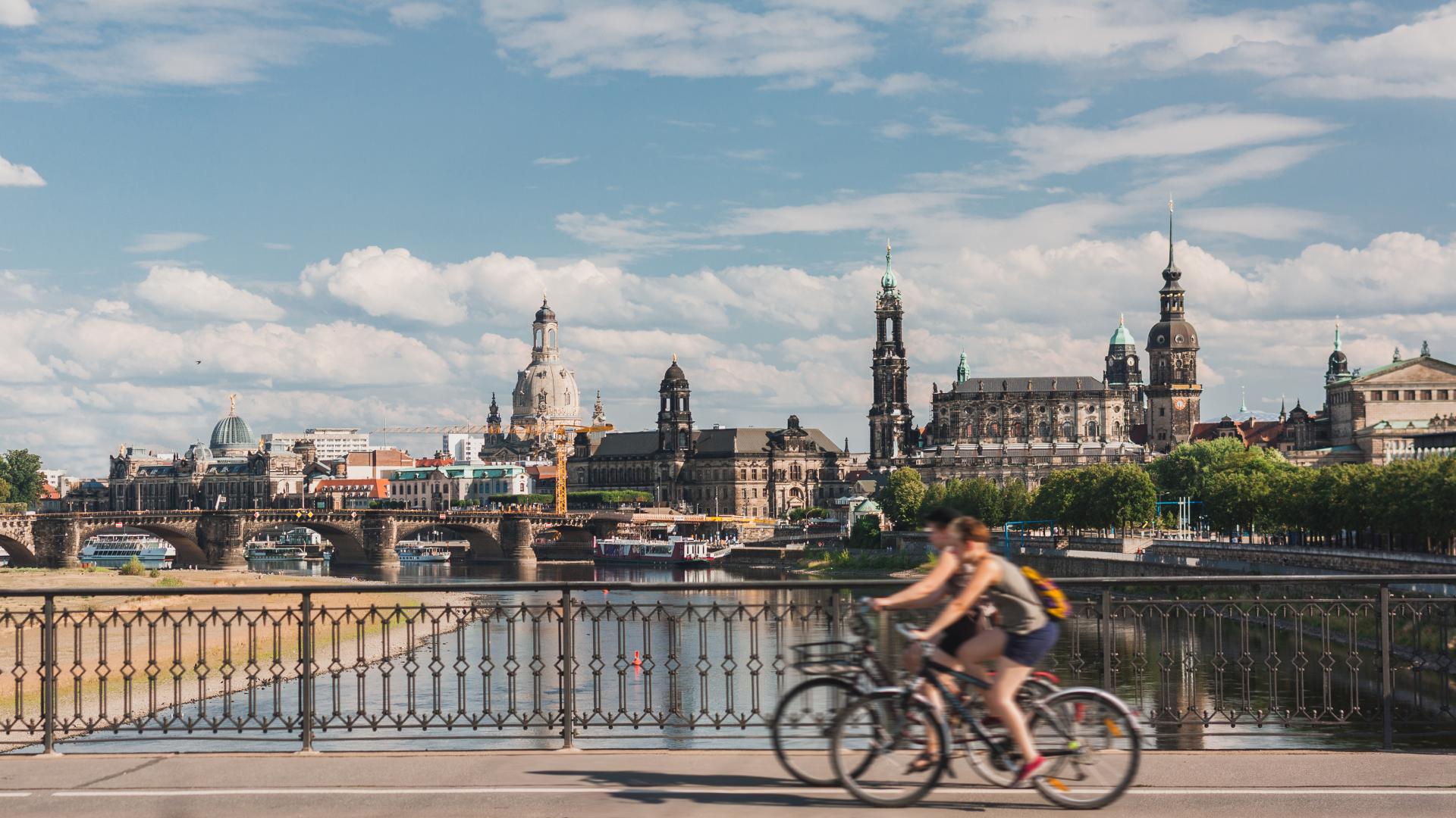 Radfahrende in Dresden