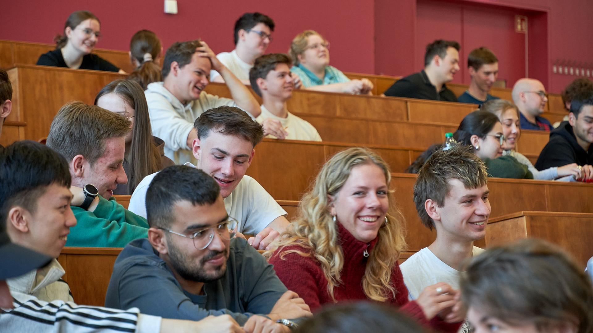 Erstsemesterstudierende der Verkehrswissenschaften
